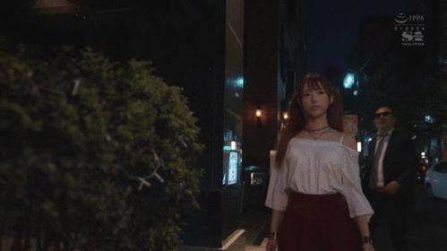 老汉日小姐的视频